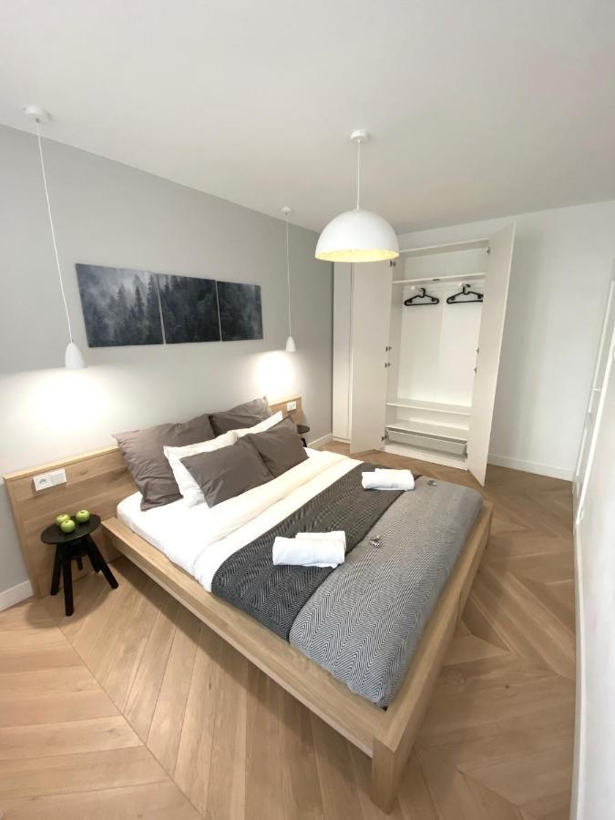 Mycherry - Old Town Apartment - Wiezienna 21C Breslavia Esterno foto