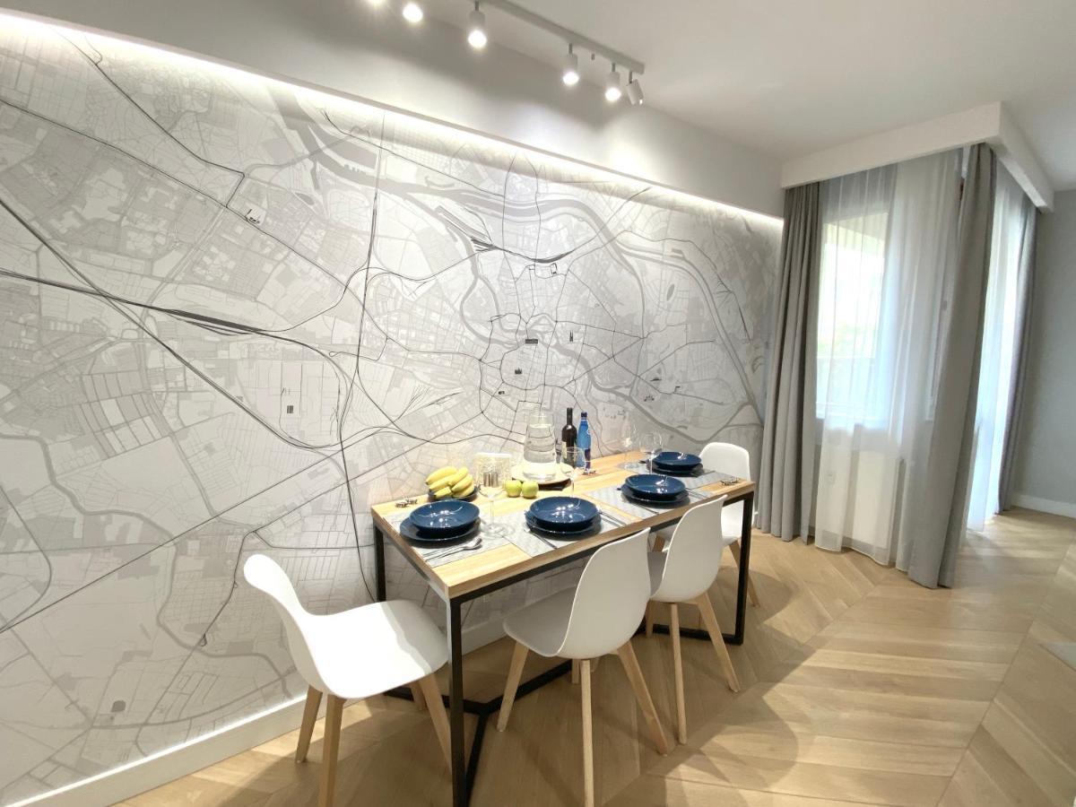 Mycherry - Old Town Apartment - Wiezienna 21C Breslavia Esterno foto